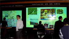 �Ϻ�2006�й���������չʾ�豸������չ