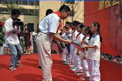 地震灾区“后援建”