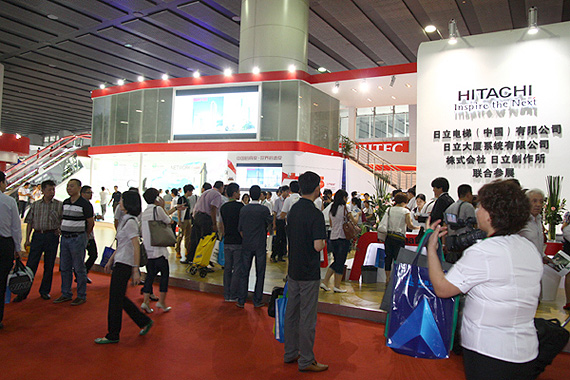 图片：2012中国国际电梯展